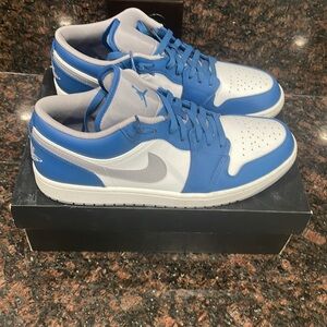 Jordan 1 low true blue